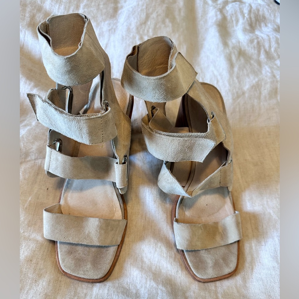 Sol Sana wedge heel